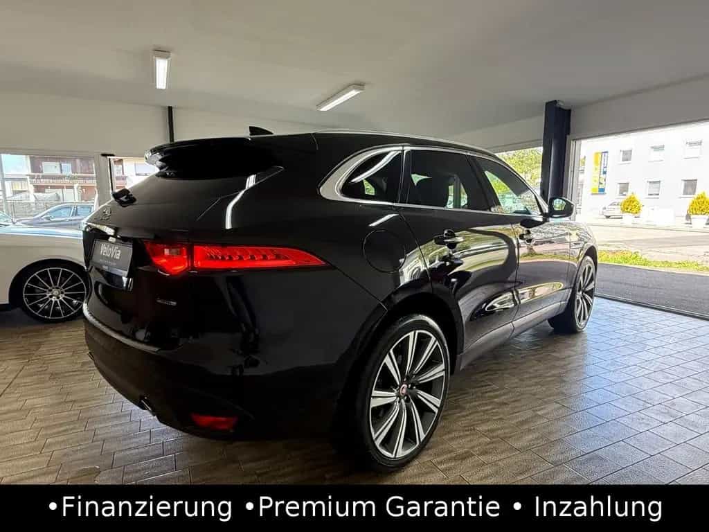 Jaguar F-Pace 25t Prestige AWD Kamera/ACC/AHK/Spur 12/2018-photo-5