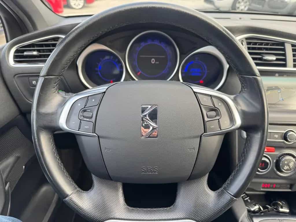 DS Automobiles DS4 DS 4 Basis 1.6 Blue-HDI / Navi / kamera 01/2017-photo-15