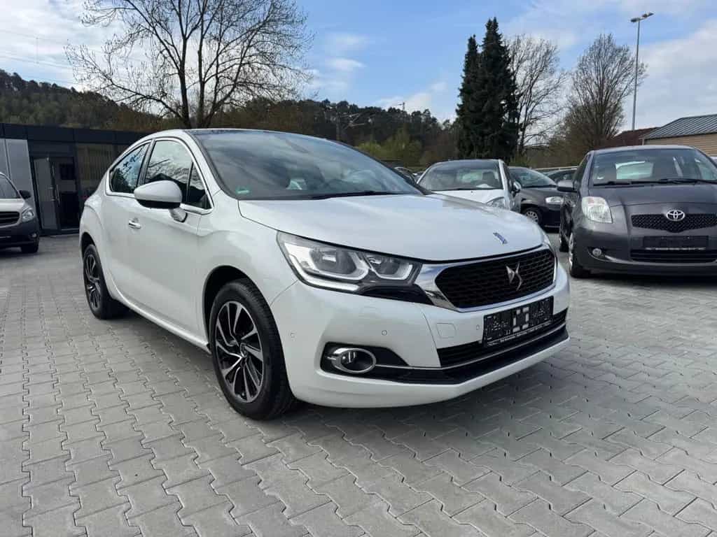 DS Automobiles DS4 DS 4 Basis 1.6 Blue-HDI / Navi / kamera 01/2017-photo-3