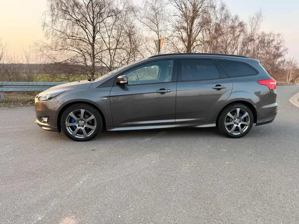 Ford Focus 1,0 EcoBoost 103kW ST-Line Turnier ST-Line 07/2018-photo-1