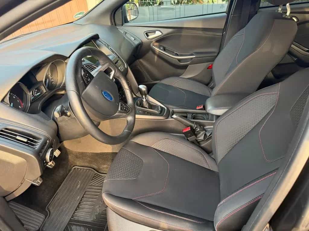 Ford Focus 1,0 EcoBoost 103kW ST-Line Turnier ST-Line 07/2018-photo-12