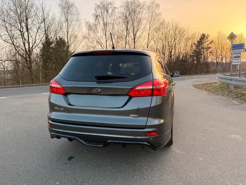 Ford Focus 1,0 EcoBoost 103kW ST-Line Turnier ST-Line 07/2018-photo-2