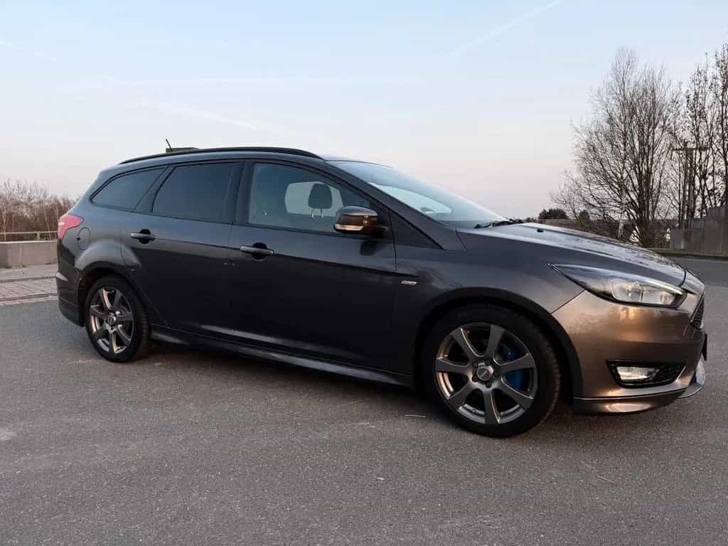 Ford Focus 1,0 EcoBoost 103kW ST-Line Turnier ST-Line 07/2018-photo-4