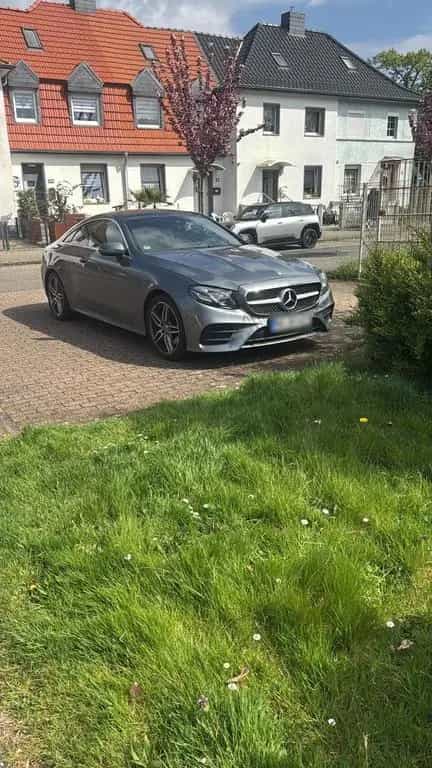 Mercedes-Benz E-Class E 200 Coupé 11/2018-photo-1