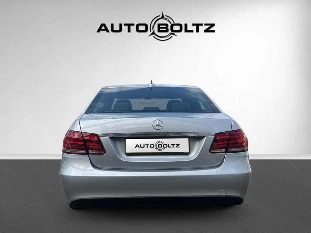 Mercedes-Benz E-Class 200 CGI Elegance Klimaa. Navi Parkass. 10/2013-photo-5