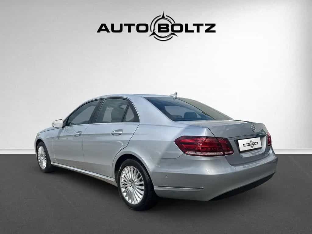 Mercedes-Benz E-Class 200 CGI Elegance Klimaa. Navi Parkass. 10/2013-photo-6