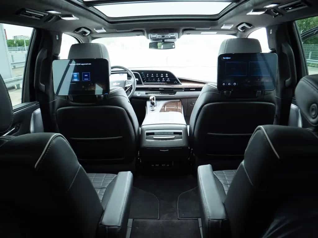 Cadillac Escalade 6.2 V8 | Sport | Luchtvering / Panorama 01/2024-photo-18
