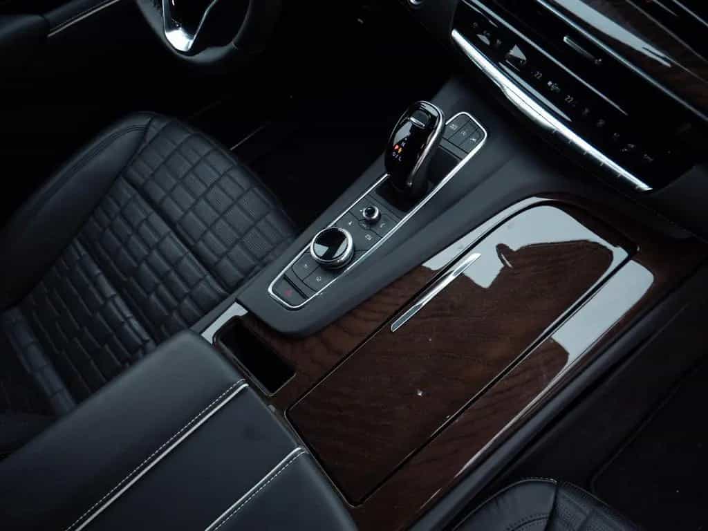 Cadillac Escalade 6.2 V8 | Sport | Luchtvering / Panorama 01/2024-photo-9