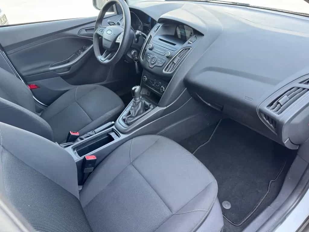 Ford Focus Turnier 1.0 74 kW Ambiente / Klima 06/2015-photo-1