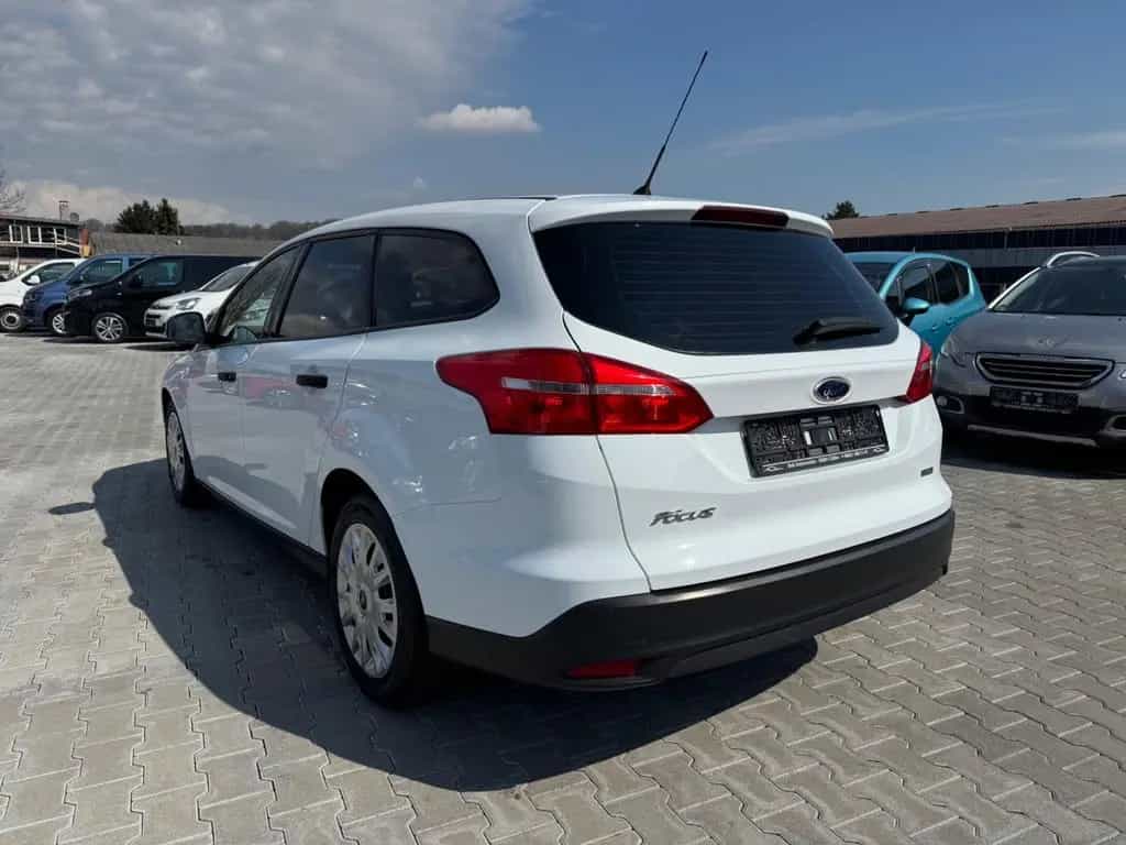Ford Focus Turnier 1.0 74 kW Ambiente / Klima 06/2015-photo-4