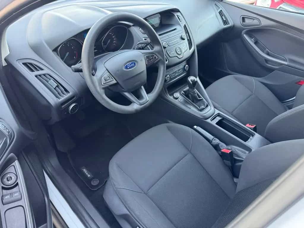 Ford Focus Turnier 1.0 74 kW Ambiente / Klima 06/2015-photo-5