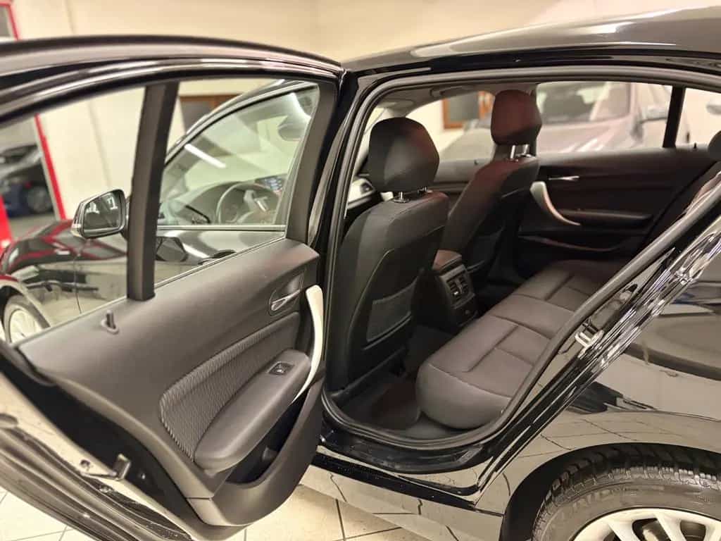 BMW 1 Series 118i 1 Limousine | 2Hand | 8Fach | Automatik | 12/2015-photo-24