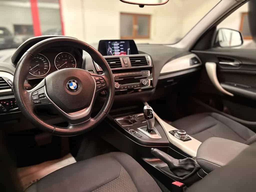 BMW 1 Series 118i 1 Limousine | 2Hand | 8Fach | Automatik | 12/2015-photo-31
