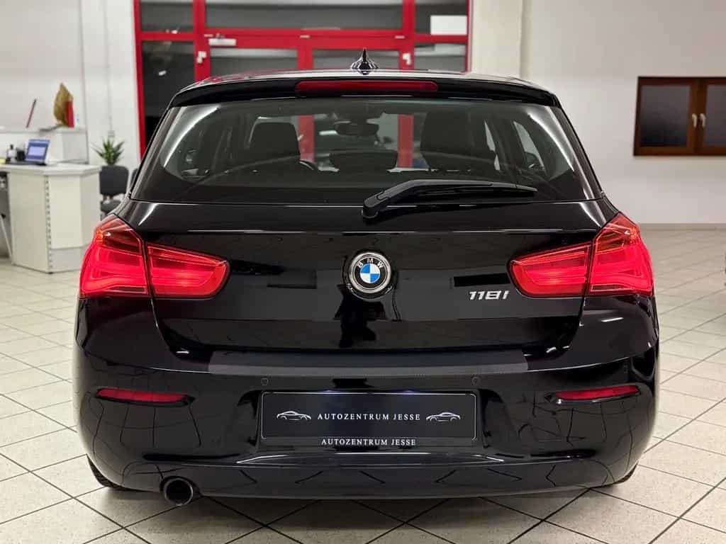 BMW 1 Series 118i 1 Limousine | 2Hand | 8Fach | Automatik | 12/2015-photo-5