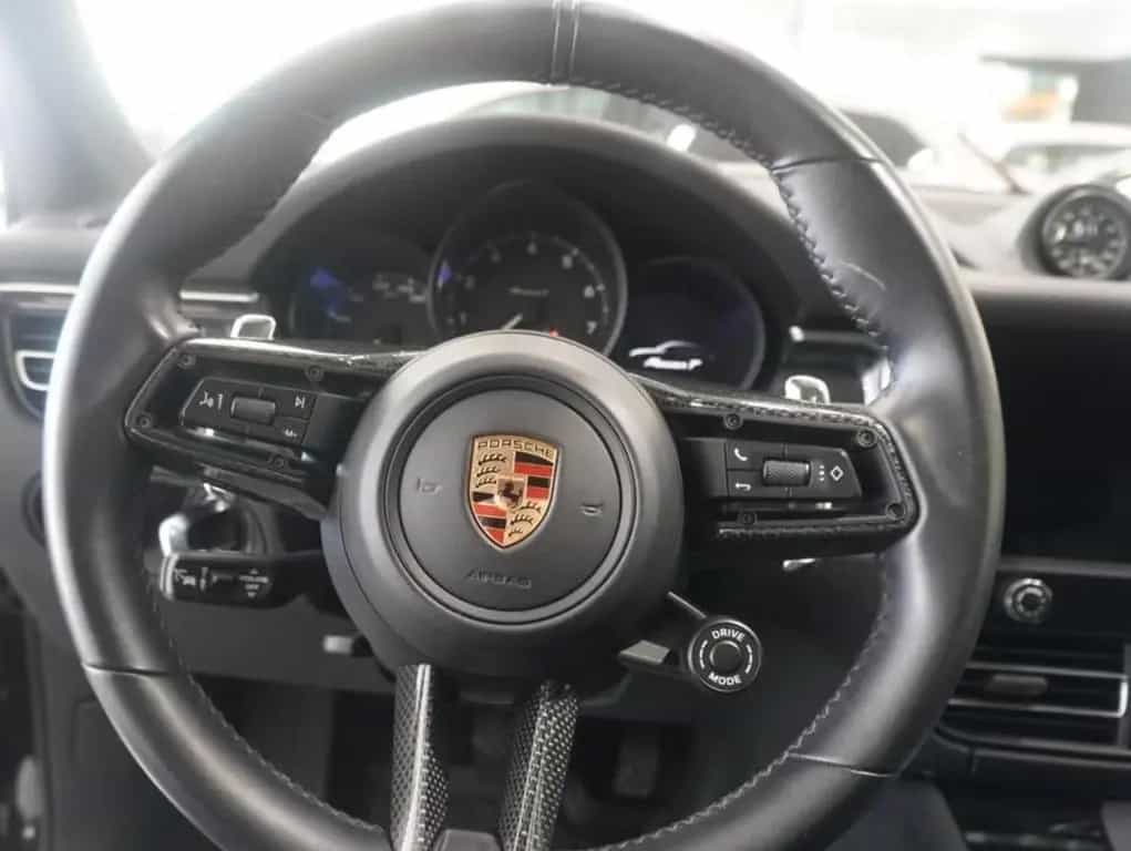 Porsche Macan T Panorama*Standheizung 04/2023-photo-11