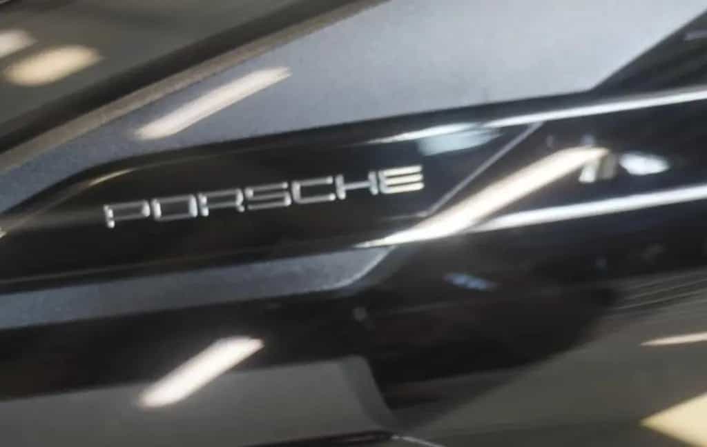 Porsche Macan T Panorama*Standheizung 04/2023-photo-8
