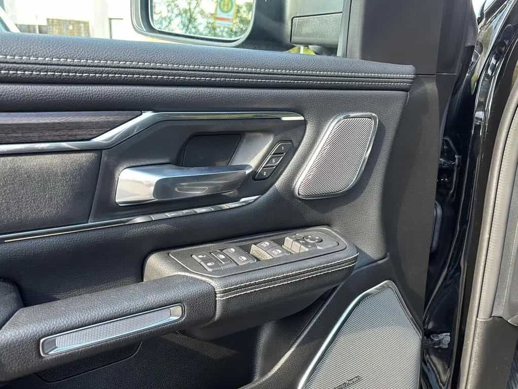 Dodge RAM Laramie Night Prem Luft MWK XB9 2Garantie null-photo-20