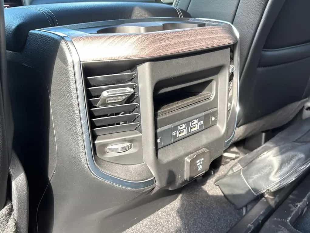 Dodge RAM Laramie Night Prem Luft MWK XB9 2Garantie null-photo-9