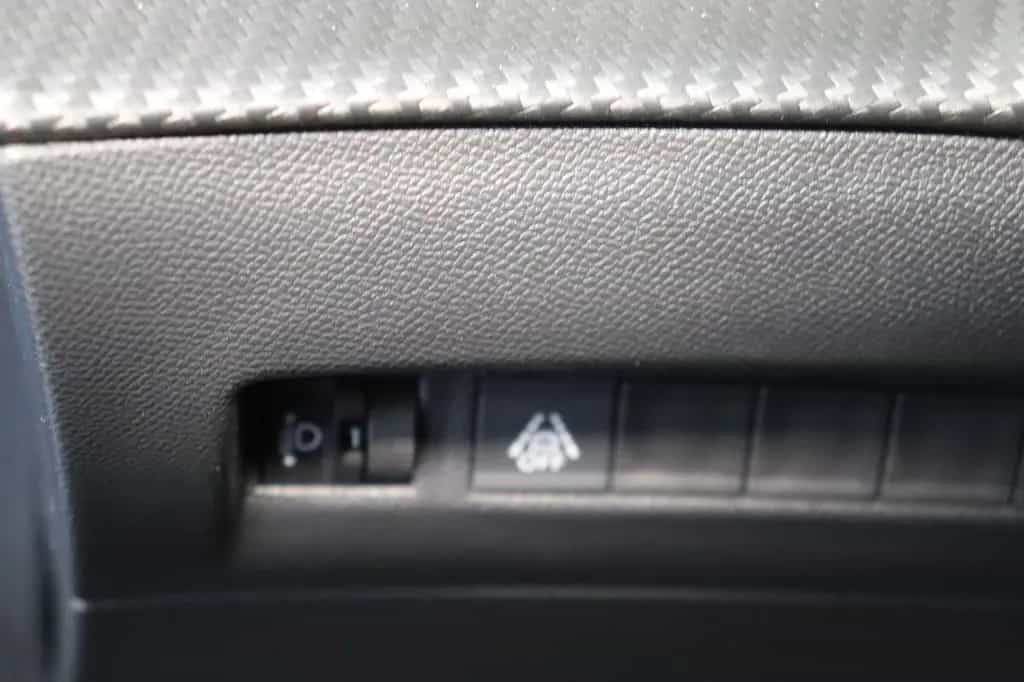 Peugeot 208 1.2i Allure Pack * HU / AU: neu 02/2022-photo-13