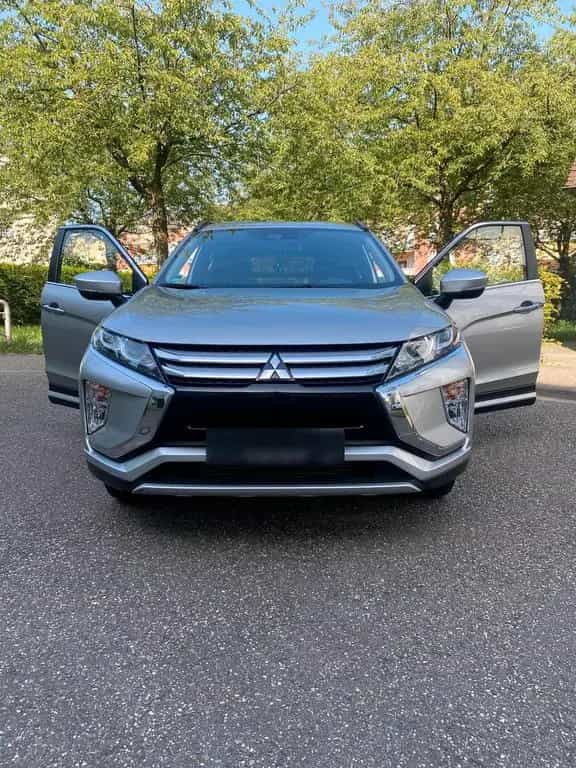 Mitsubishi Eclipse Cross 1.5 T-MIVEC ClearTec 2WD Plus 03/2019-photo-2