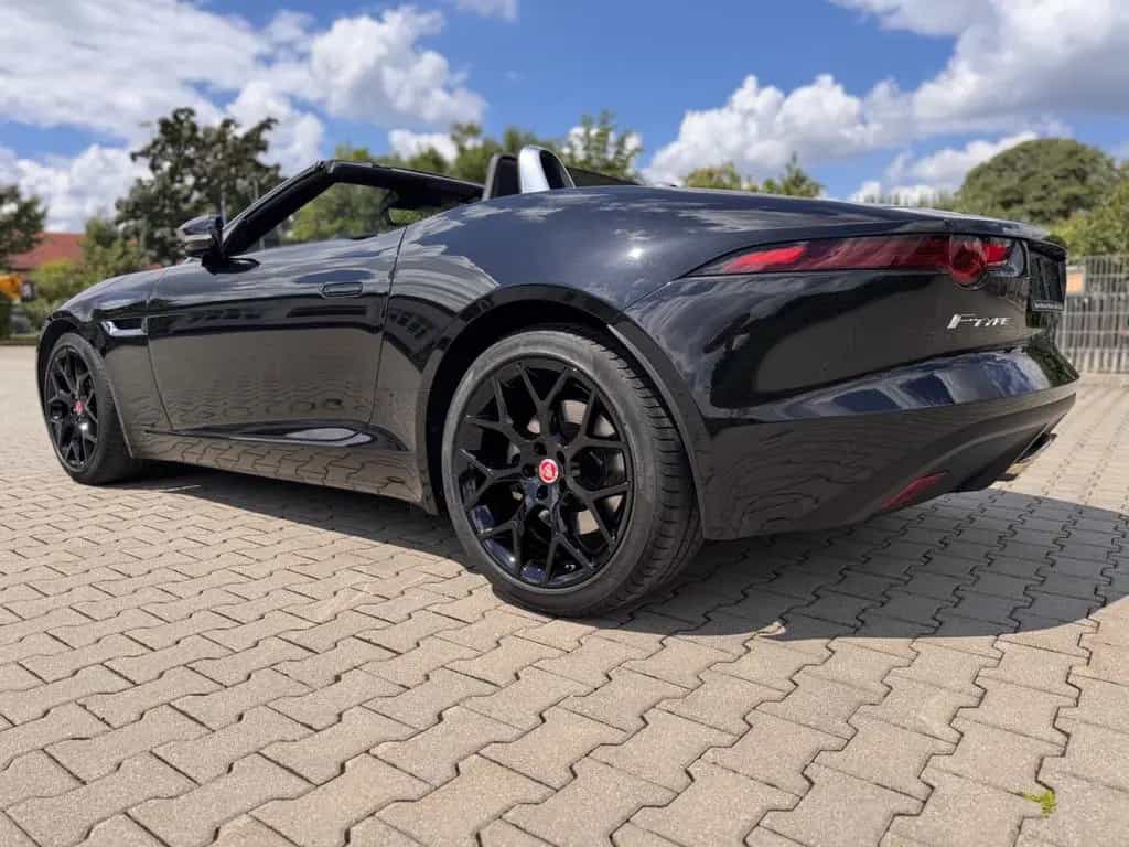 Jaguar F-Type Cabriolet P300 Kamera Klappenauspuff LED 12/2018-photo-2