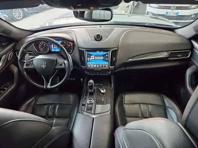 Maserati Levante 3.0 V6 430cv AUTOMATICO 09/2017-photo-7