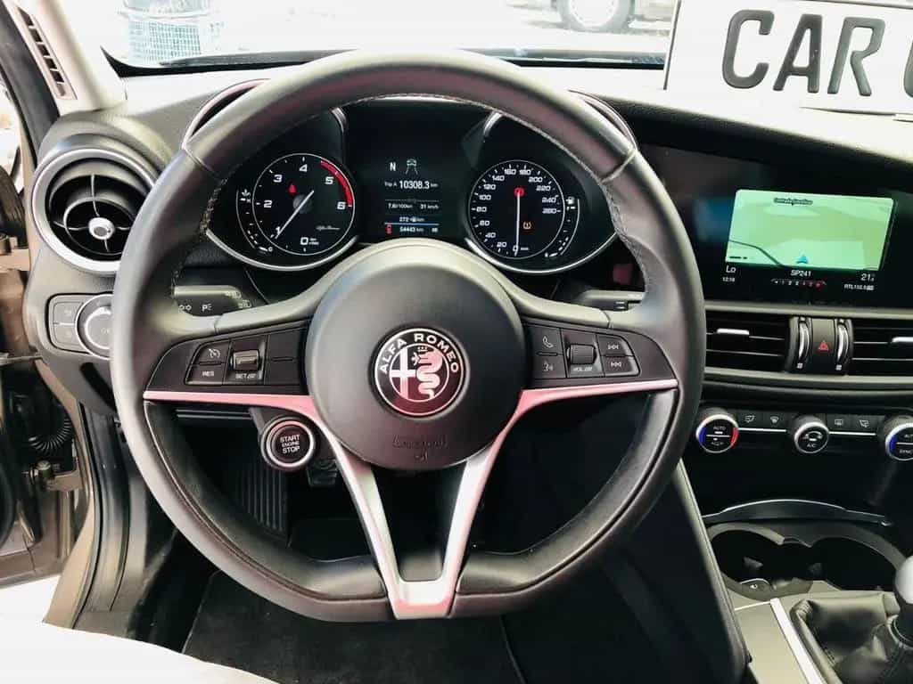 Alfa Romeo Giulia 2.2 Td 180cv Veloce 01/2019-photo-10