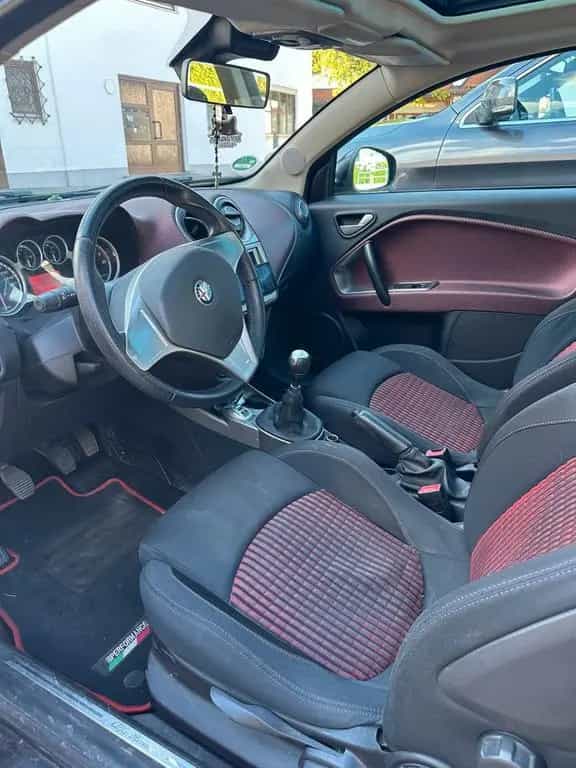 Alfa Romeo MiTo 10/2009-photo-4