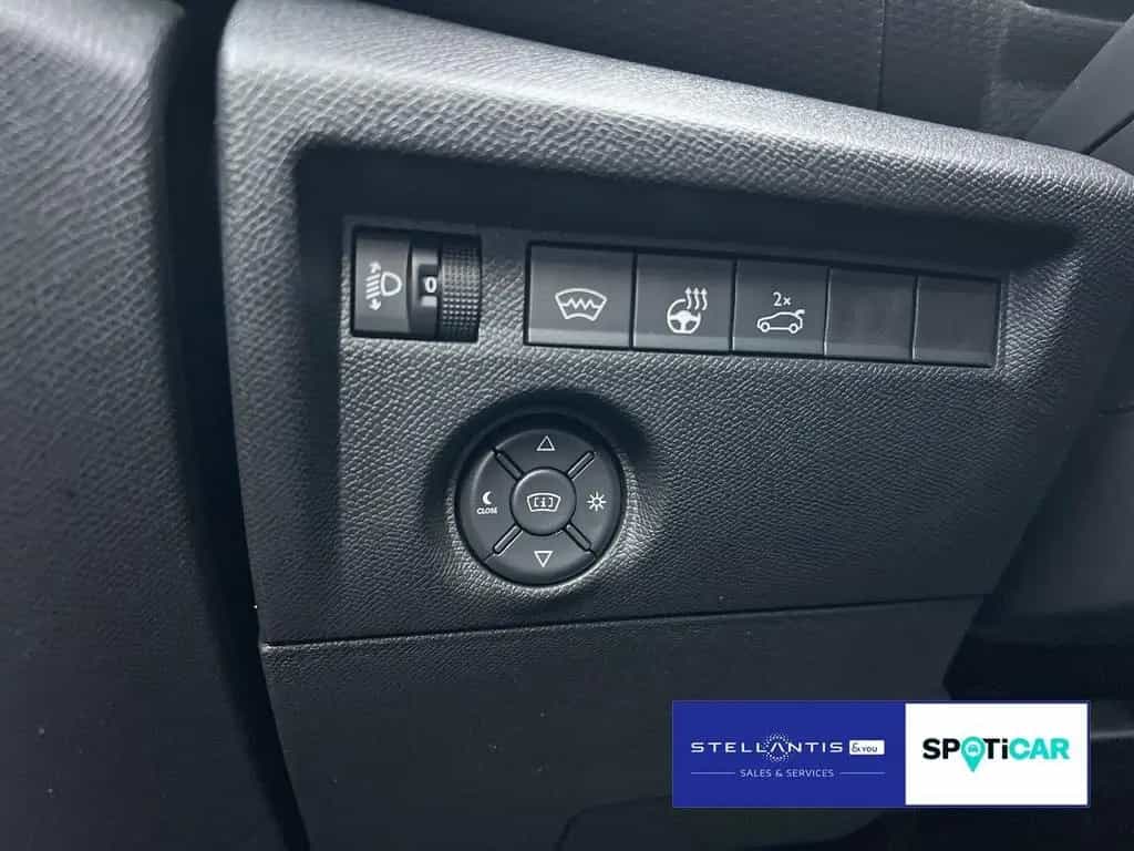 Citroën C4 X 1.2 PureTech 130 Shine S&S 1.2 PureTech 130 02/2024-photo-18
