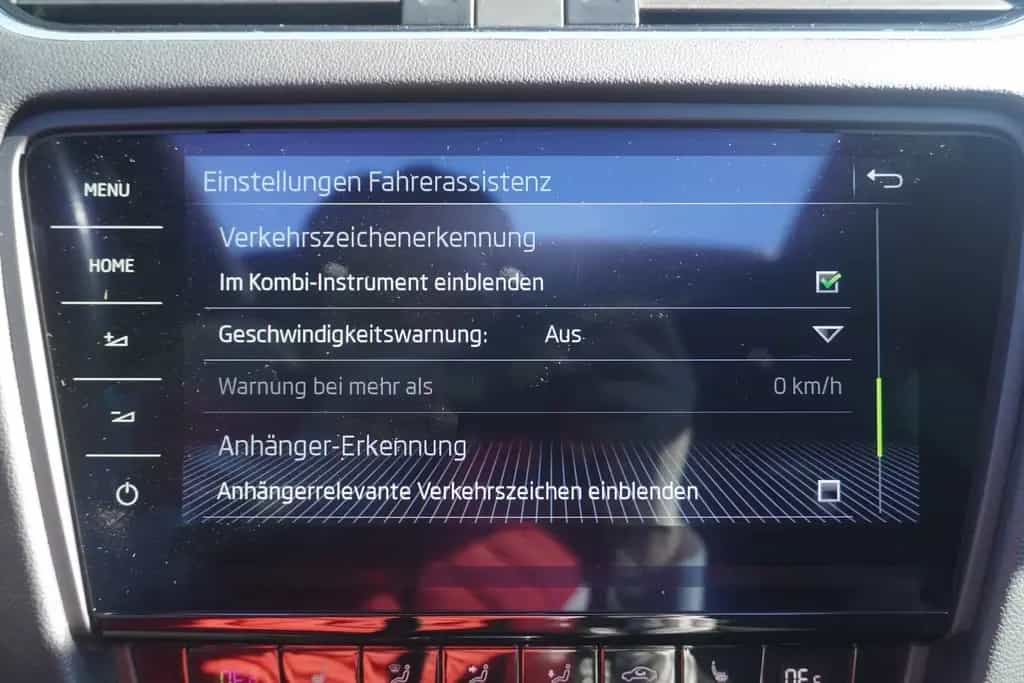 Skoda Octavia Combi 2.0TSI RS Standheizung ACC Panoram 10/2017-photo-17