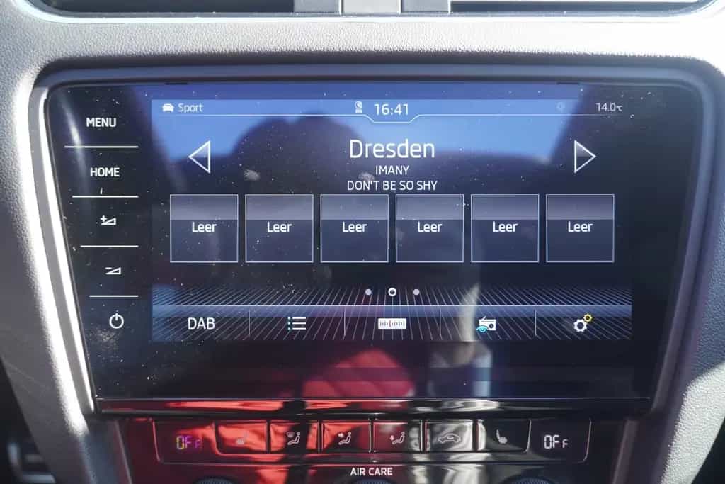 Skoda Octavia Combi 2.0TSI RS Standheizung ACC Panoram 10/2017-photo-9