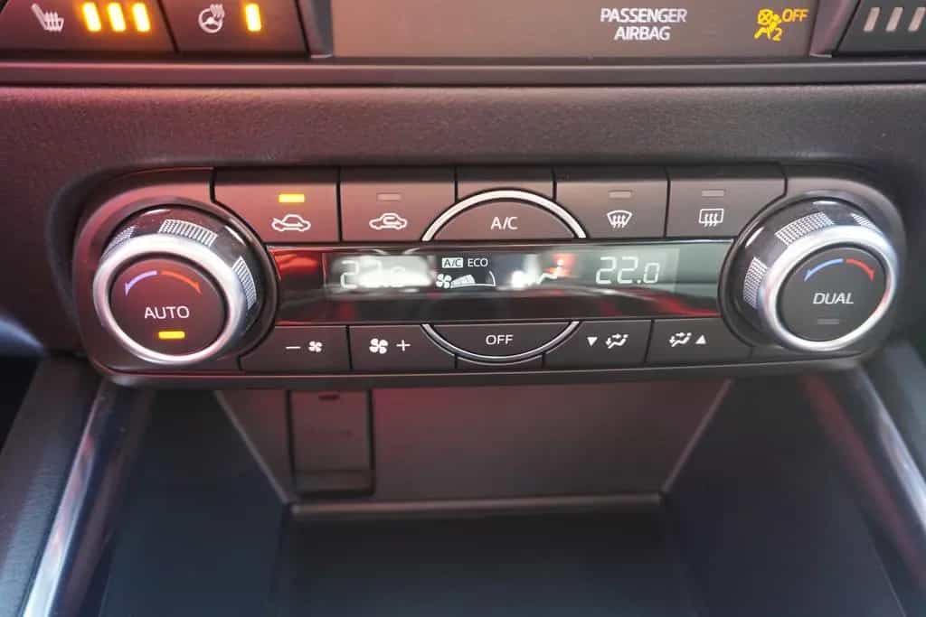 Mazda CX-5 2.0 Skyactiv-G AWD SportsLine LED Navi 360° 04/2019-photo-16
