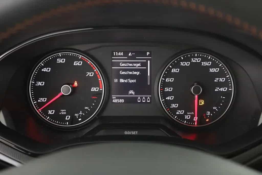 Seat Arona 1.0 TSI DSG Beats LED Sitzheizung Kamera 06/2020-photo-16