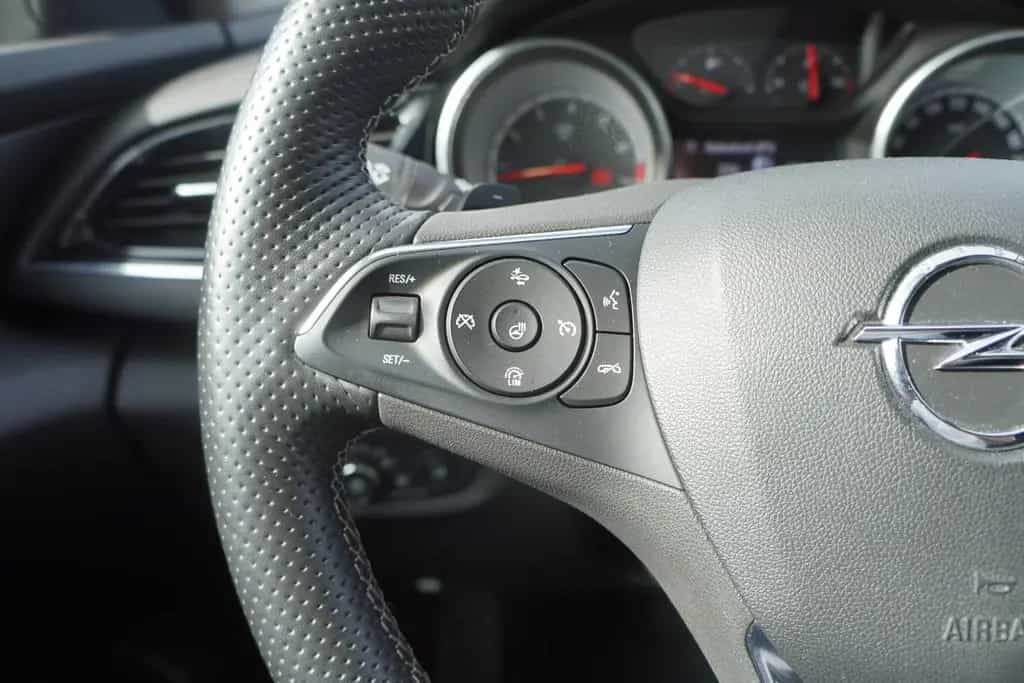 Opel Insignia Sports Tourer 1.5 DI Exclusive LED Navi 11/2017-photo-17