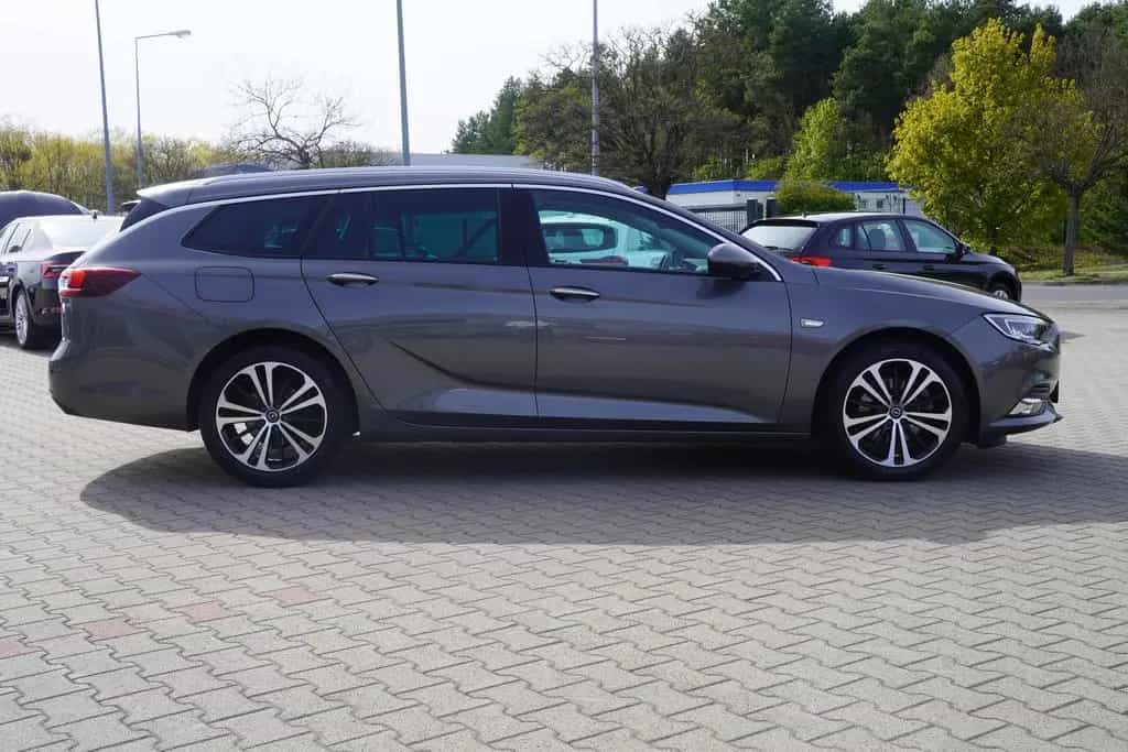 Opel Insignia Sports Tourer 1.5 DI Exclusive LED Navi 11/2017-photo-6