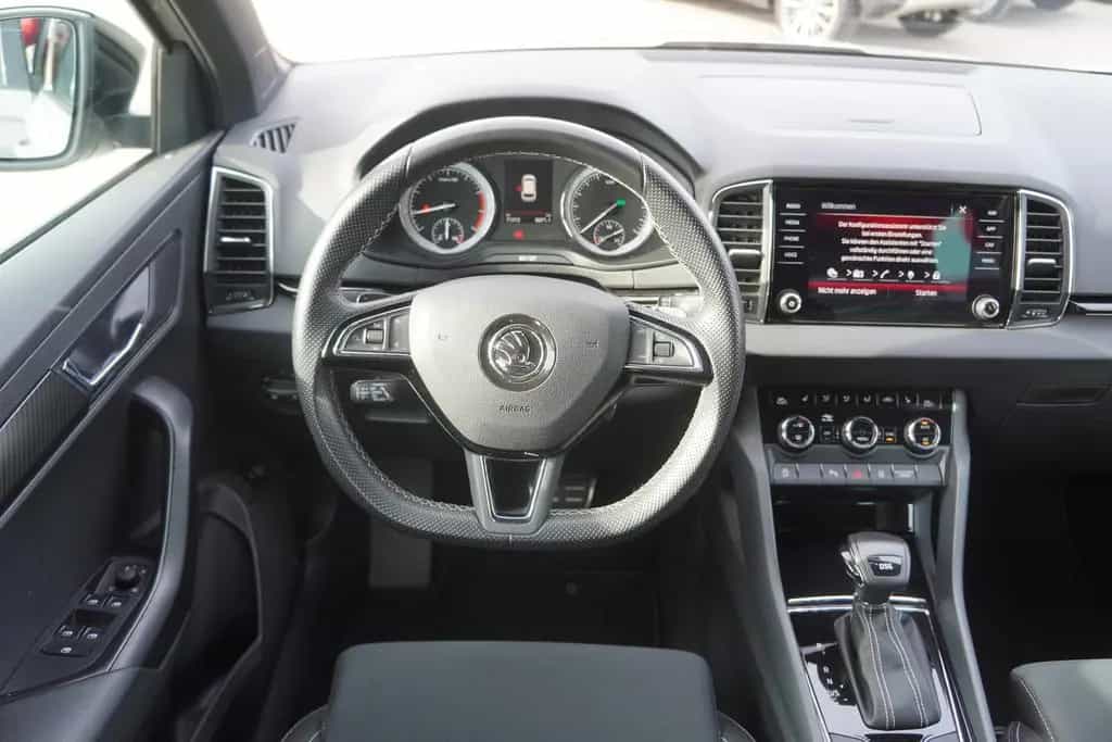 Skoda Karoq 1.5 TSI DSG Sportline LED ACC Kamera AHK 05/2019-photo-13