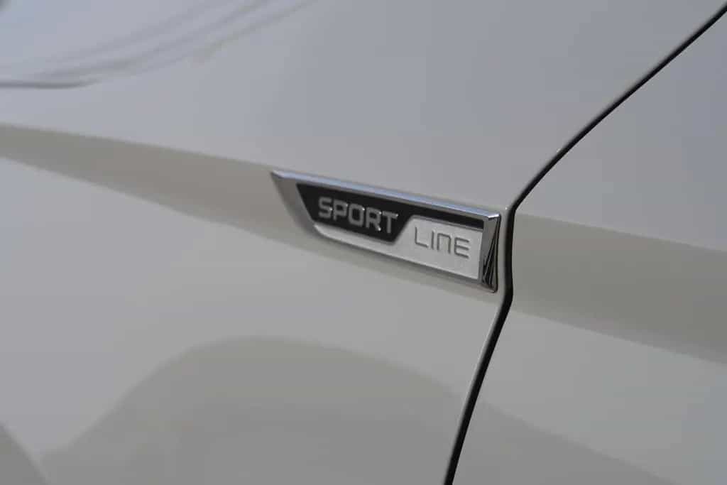 Skoda Karoq 1.5 TSI DSG Sportline LED ACC Kamera AHK 05/2019-photo-39