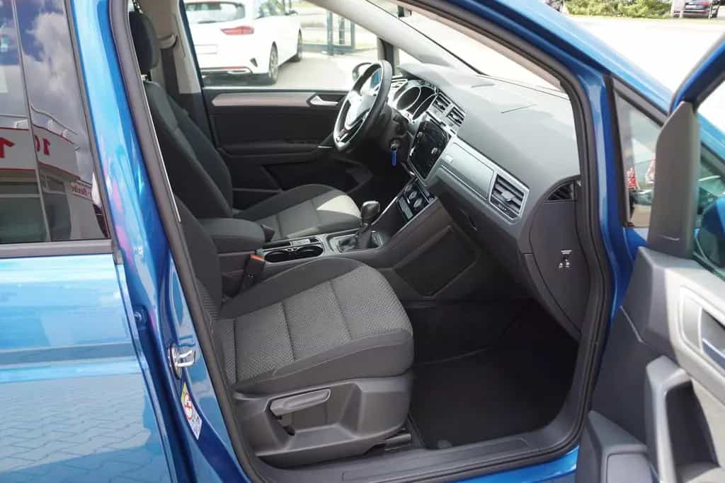 Volkswagen Touran 1.5 TSI R-Line DSG LED Navi ACC AHK PDC 03/2019-photo-10