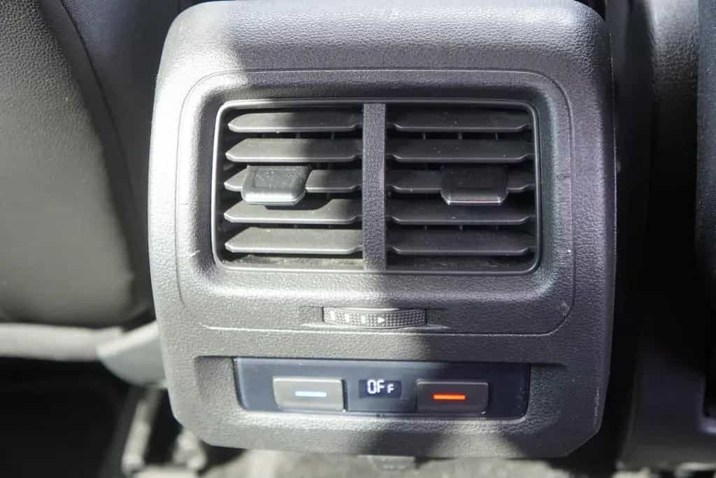 Volkswagen Touran 1.5 TSI R-Line DSG LED Navi ACC AHK PDC 03/2019-photo-11