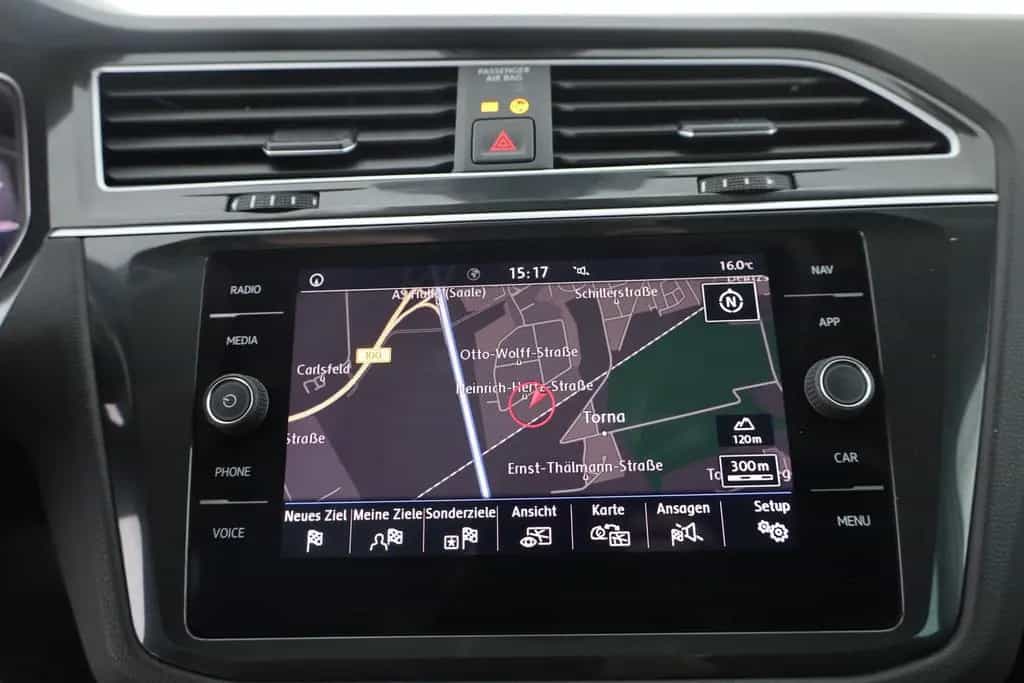 Volkswagen Tiguan 1.5 TSI DSG Comfortline LED Navi ACC 04/2019-photo-10