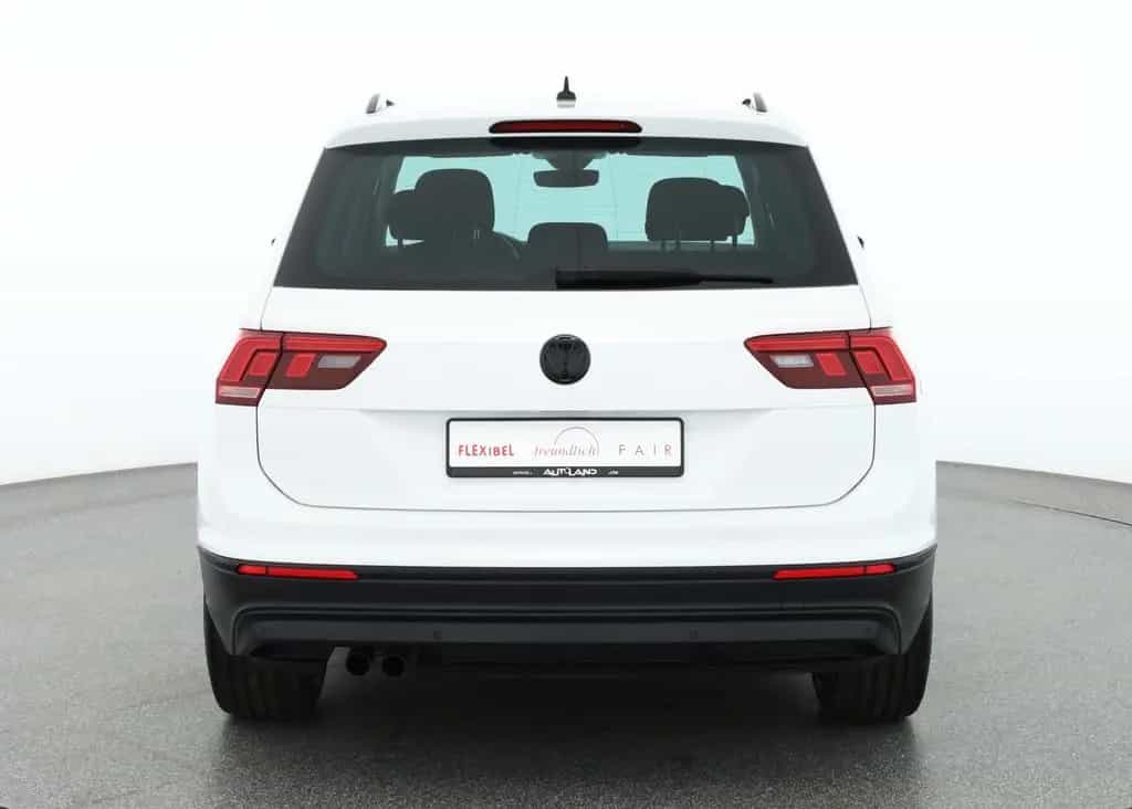 Volkswagen Tiguan 1.5 TSI DSG Comfortline LED Navi ACC 04/2019-photo-3