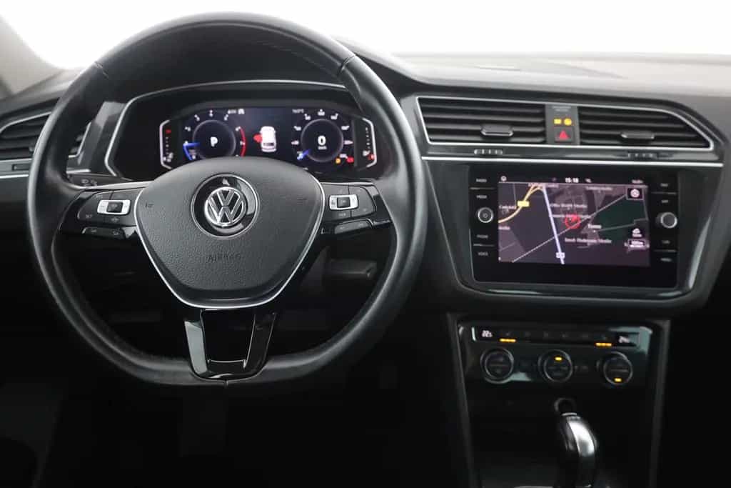 Volkswagen Tiguan 1.5 TSI DSG Comfortline LED Navi ACC 04/2019-photo-9