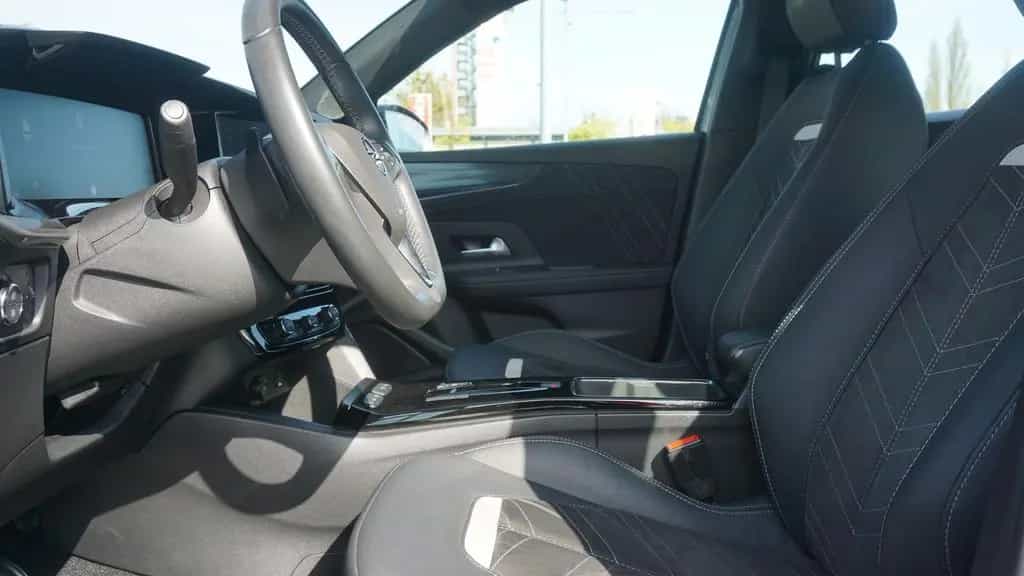 Opel Mokka 1.2 Ultimate LED Navi ACC IntelliLink PDC 09/2022-photo-21