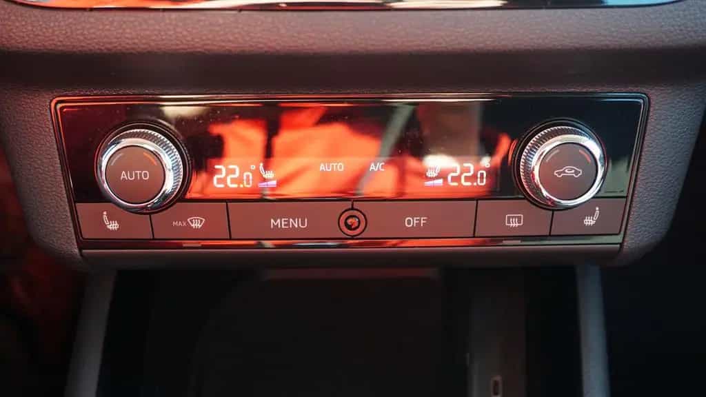 Skoda Scala 1.5 16V TSI Ambition el. Heckklappe Kamera 11/2019-photo-12
