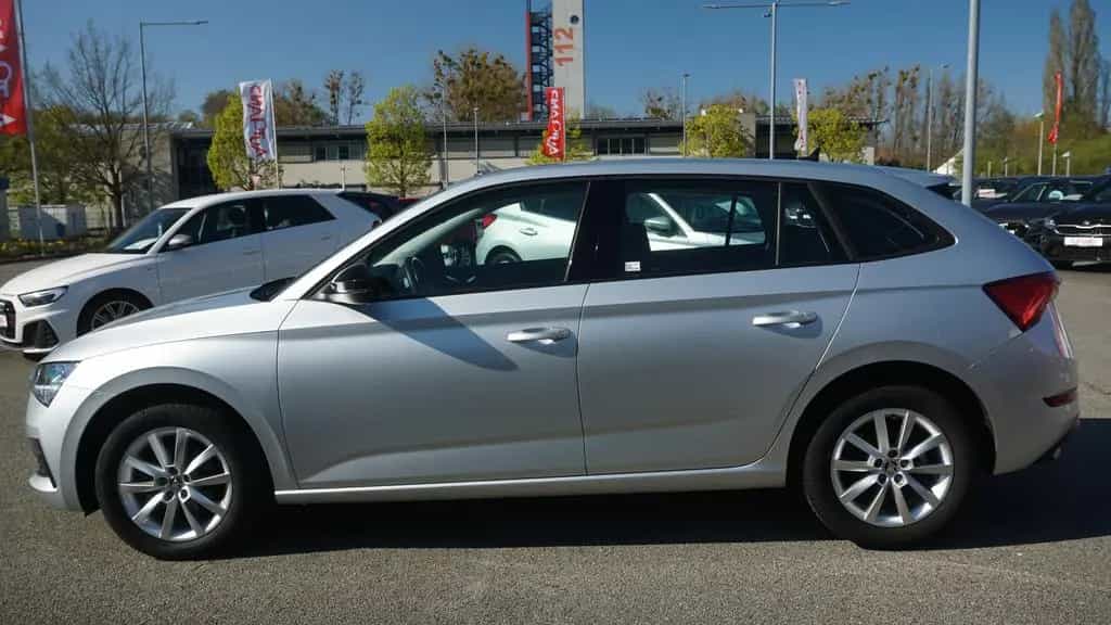 Skoda Scala 1.5 16V TSI Ambition el. Heckklappe Kamera 11/2019-photo-2