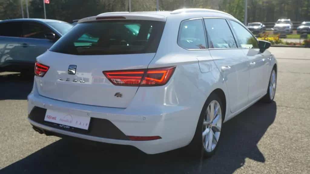 Seat Leon ST 1.5 TSI FR LED Navi Beats Panorama ACC 01/2019-photo-5