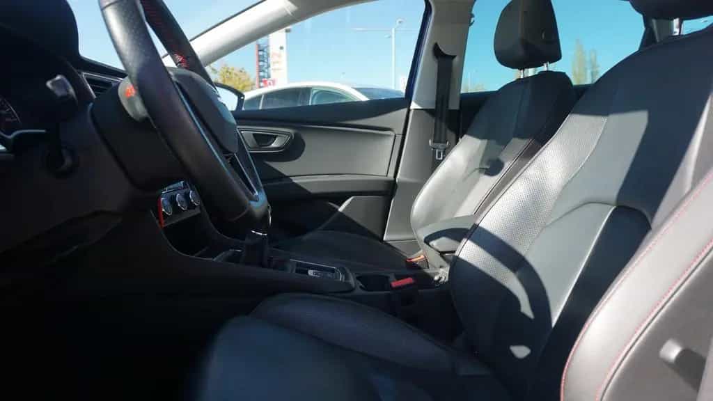 Seat Leon 1.5 FR Black Matt Edition 07/2019-photo-23