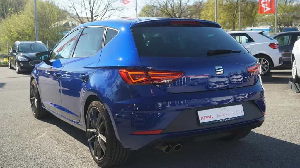Seat Leon 1.5 FR Black Matt Edition 07/2019-photo-3
