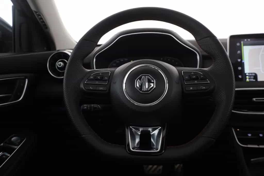 MG HS 1.5 T-GDI Luxury Aut. LED ACC Pano Navi 05/2024-photo-13