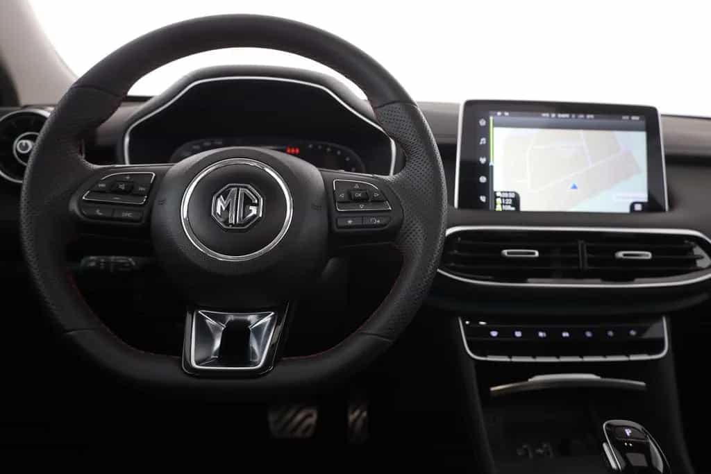 MG HS 1.5 T-GDI Luxury Aut. LED ACC Pano Navi 05/2024-photo-9